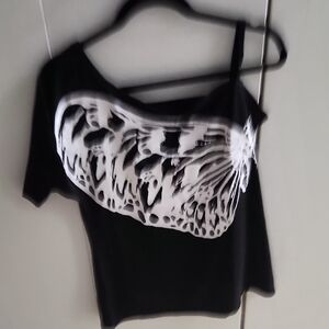 SHEIN Asymmetrical Graphic Black and White Tank Top